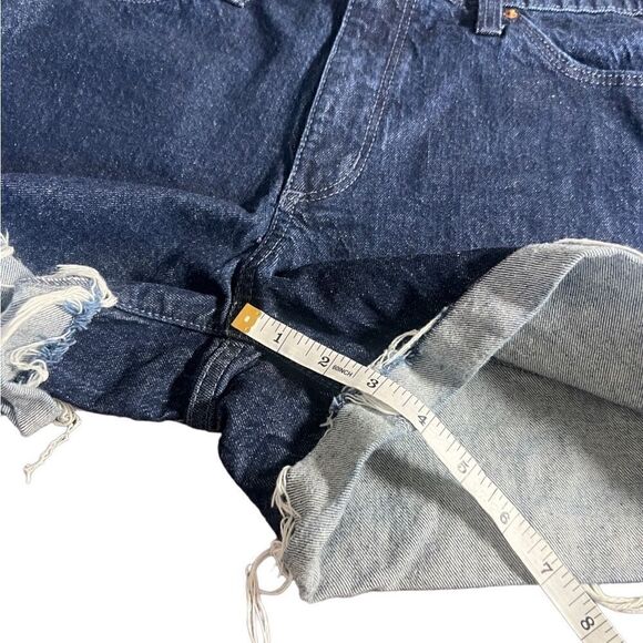 Universal thread vintage midi dark denim jean shorts size 4/27 - Picture 11 of 12